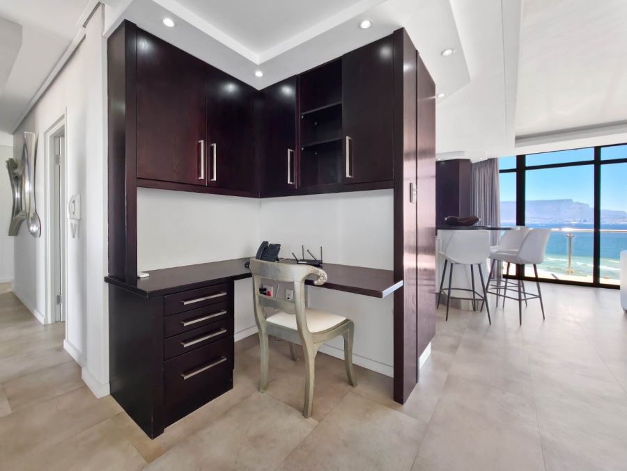 3 Bedroom Property for Sale in Waves Edge Western Cape